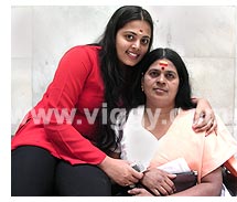 Sindhu Menon with her mother