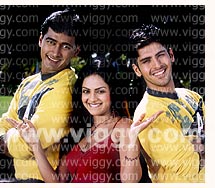 Akash, Reecha Phallod and Dhyan in film Jootata