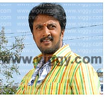 Sudeep in Kaashi from village