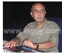 Music director Mano Murthy