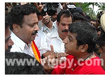 Shivarajkumar convincing the activists