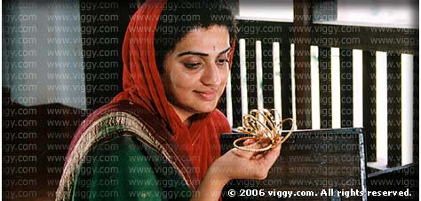 Pavitra Lokesh in Nayi Neralu