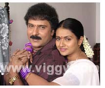 Ravichandran and Kaveri in film Ramakrishna