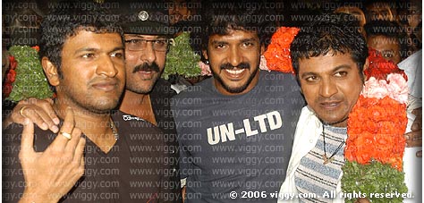 Puneeth Rajkumar, Ravichandran, Upendra and Shivarajkumar during Santha muhurath
