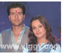 Siddarth and Anita in film Santhosha