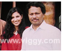 Actress Bhavana and Shanthi film director Prof. Baraguru Ramachandrappa 