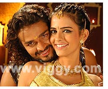 Jennifer Kotwal and Vijaya Raghavendra in Shri